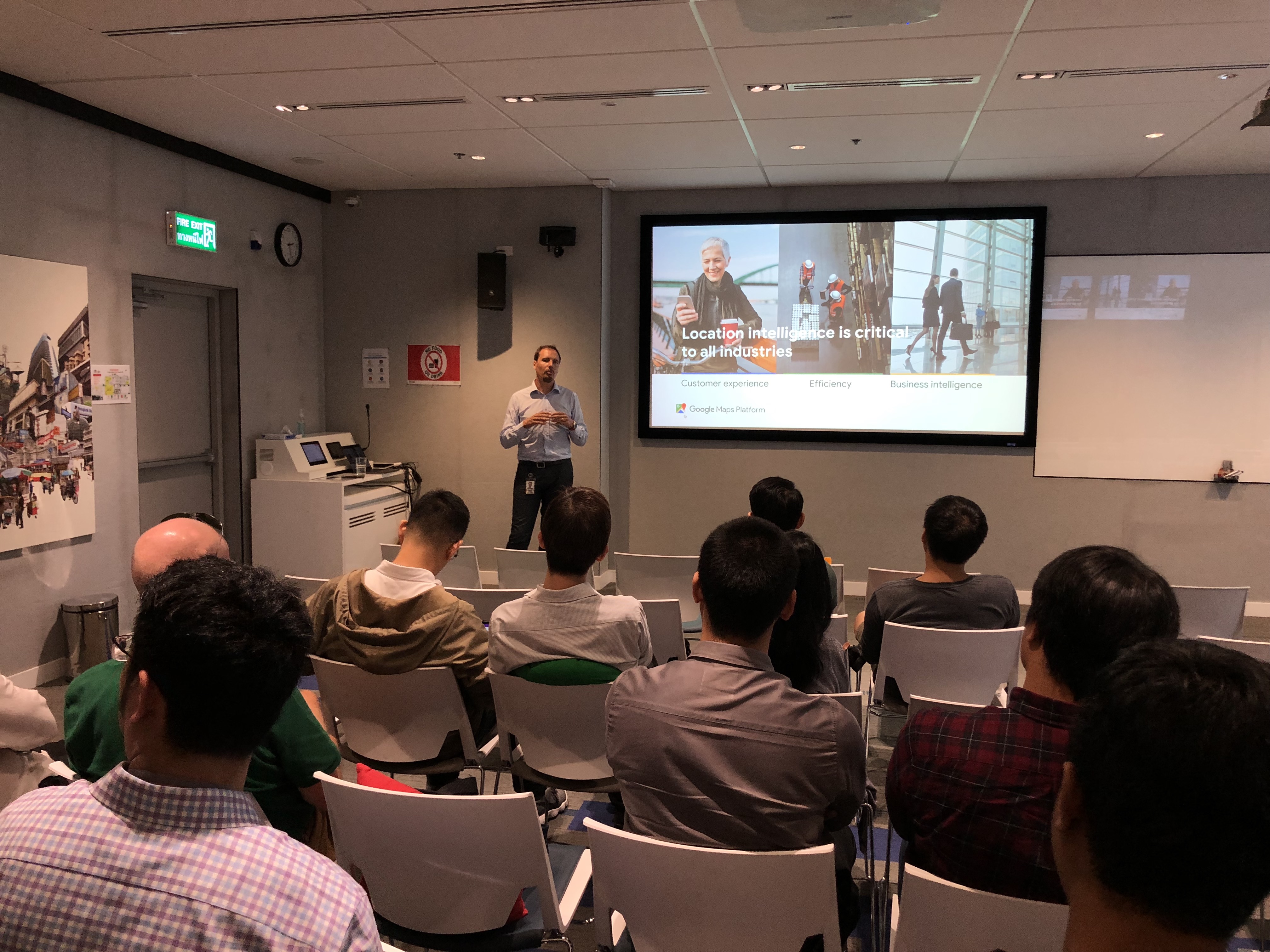 Location Intelligence for Digital Commerce 2.jpg